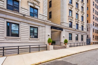 244 Riverside Dr in New York, NY - Building Photo - Building Photo