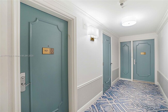 3350 SW 27th Ave in Miami, FL - Building Photo - Building Photo