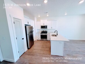 1928 Jonsson Park Ln in Lehi, UT - Foto de edificio - Building Photo