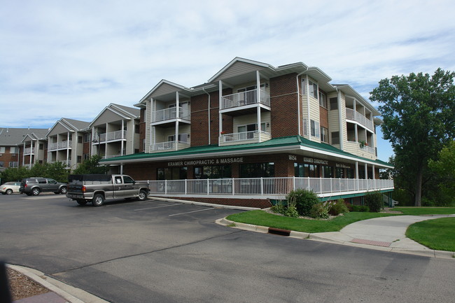 Lakefront Plaza in Prior Lake, MN - Building Photo - Building Photo