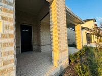 1434 20th St in Northlake, TX - Foto de edificio - Building Photo