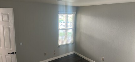 2429 Greenwich Dr in Fullerton, CA - Building Photo - Building Photo