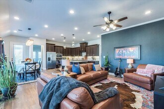 170 Alice Jane Ln in Buda, TX - Building Photo - Building Photo