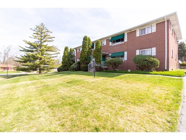 property at 4849 N Bolton Ave