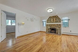 336 Lakeview Ave in Ringwood, NJ - Building Photo - Building Photo