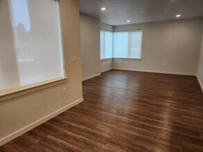 1550 Myers Ln in Medford, OR - Building Photo - Building Photo