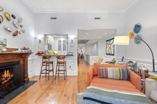 220 Boylston St, Unit 3 in Boston, MA - Building Photo