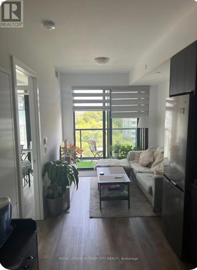 property at 86 Dundas St E