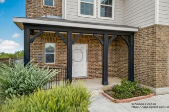 9106 Spigel Wy in Converse, TX - Building Photo - Building Photo