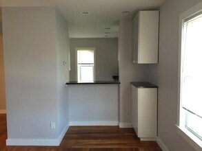 278 Cypress St, Unit 3 in Brookline, MA - Foto de edificio - Building Photo