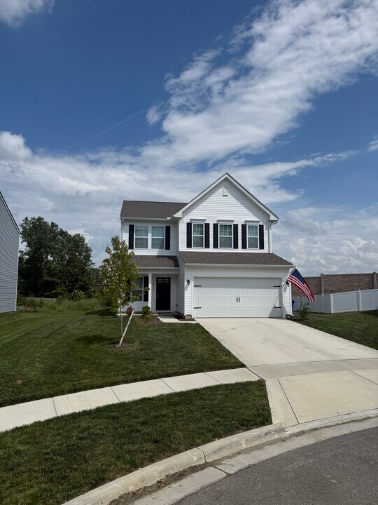 2946 Branoch Dr in Grove City, OH - Building Photo