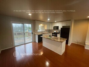 1801 S 262nd Pl in Des Moines, WA - Building Photo - Building Photo