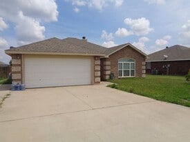 374 Sugarberry Ave in Abilene, TX - Building Photo