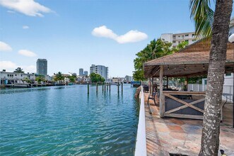 7207 Bay Dr in Miami Beach, FL - Building Photo - Building Photo