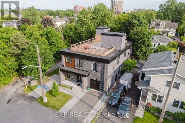 62 Columbus Ave in Ottawa, ON - Building Photo - Building Photo