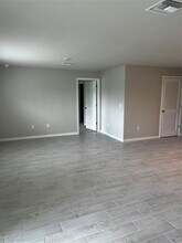 4021 35th St SW in Lehigh Acres, FL - Building Photo - Building Photo