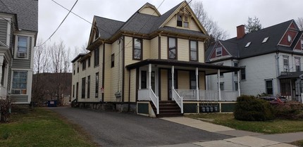 185-187 Chestnut St in Oneonta, NY - Building Photo - Building Photo