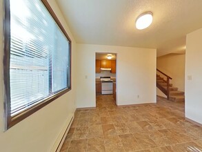 2541-2543 NW Grant Ave in Corvallis, OR - Foto de edificio - Building Photo