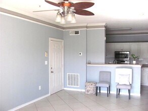 4312 Bayside Village Dr in Tampa, FL - Building Photo - Building Photo