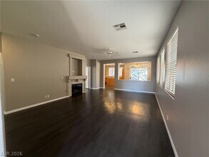 8920 Little Horse Ave in Las Vegas, NV - Building Photo - Building Photo