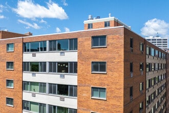 Hinman House in Evanston, IL - Foto de edificio - Building Photo