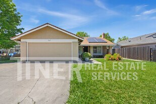 3525 Cattle Dr in Sacramento, CA - Building Photo