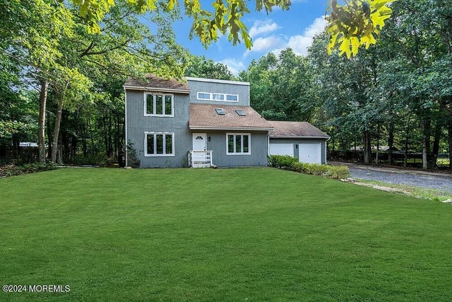 916 W Commodore Blvd in Jackson, NJ - Building Photo - Building Photo