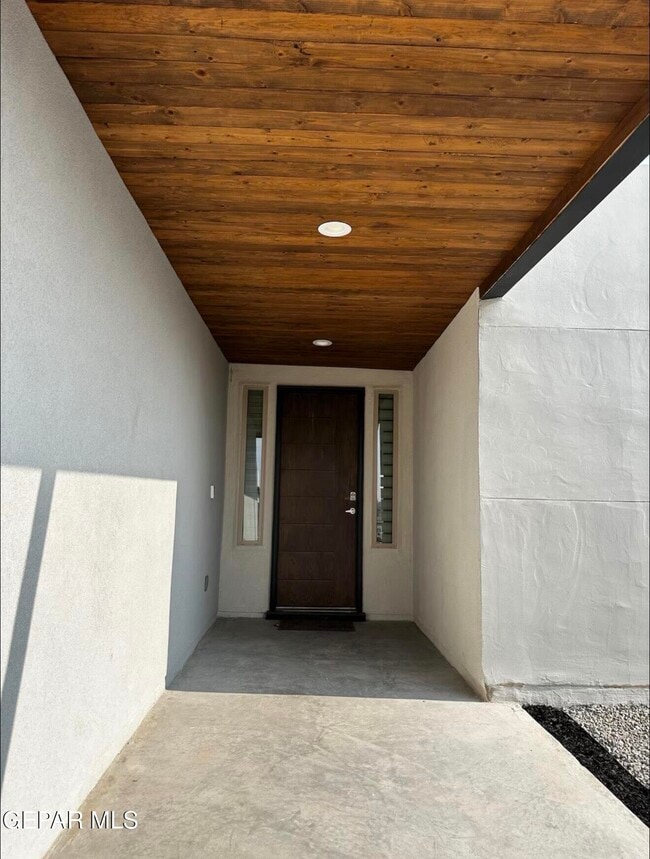 13010 Terrington Ave in El Paso, TX - Foto de edificio - Building Photo