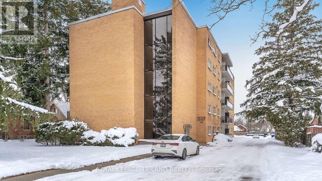 property at 104 Devonshire Ave