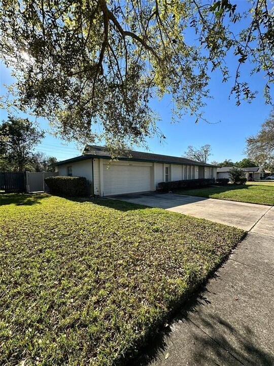 5822 Marlberry Dr in Orlando, FL - Building Photo