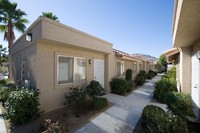 Catalina Gardens in Palm Desert, CA - Foto de edificio - Building Photo