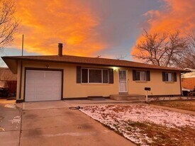 2203 Beech Ct in Golden, CO - Building Photo