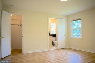 414 Warren Rd in Wayne, PA - Building Photo - Building Photo