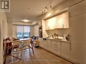 576 Front St W in Toronto, ON - Building Photo - Building Photo