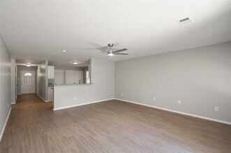 3048 St Ursula Dr in Dallas, TX - Building Photo - Building Photo