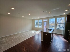 605 Parker Blvd in West Windsor Township, NJ - Building Photo - Building Photo