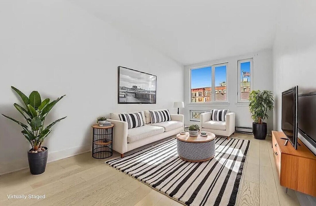 531 W 159th St in New York, NY - Building Photo