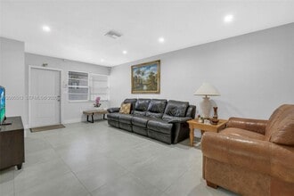862 W 79th St in Hialeah, FL - Building Photo - Building Photo