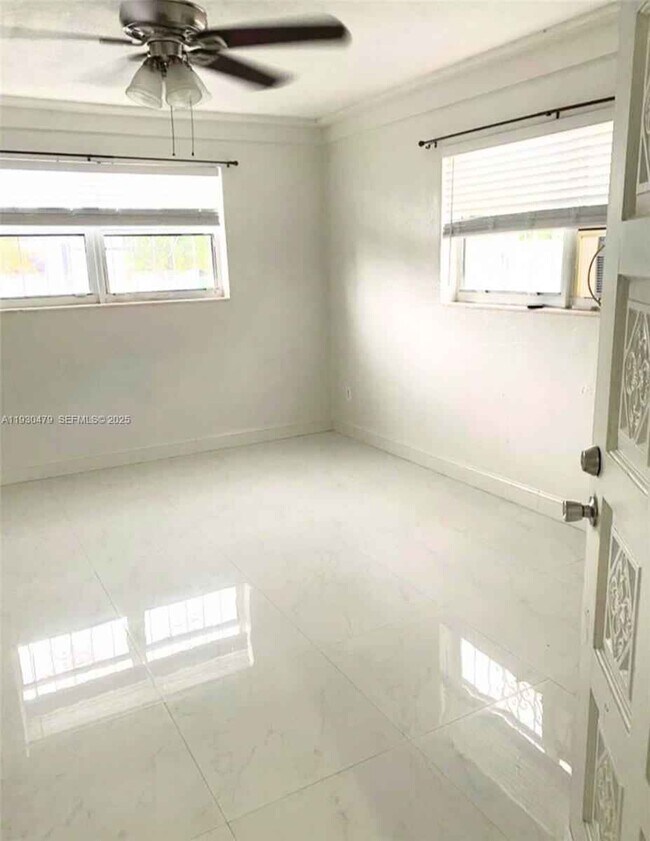 2501 NW 206th St in Miami Gardens, FL - Building Photo - Building Photo