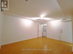 18 Nanaberry St in Toronto, ON - Building Photo - Building Photo