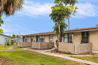 Shadetree in Palm Springs, FL - Building Photo - Building Photo