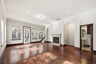 1020 Pavillion St in Dallas, TX - Building Photo - Building Photo