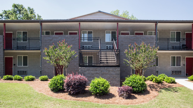 Landmark Athens in Athens, GA - Foto de edificio - Building Photo