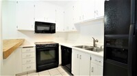 425 Orange St, Unit 115 in Oakland, CA - Building Photo - Building Photo