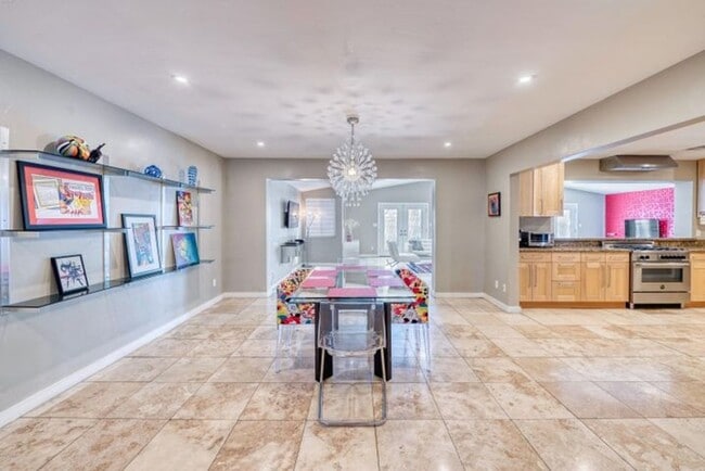 3415 E Camelback Rd in Phoenix, AZ - Building Photo - Building Photo
