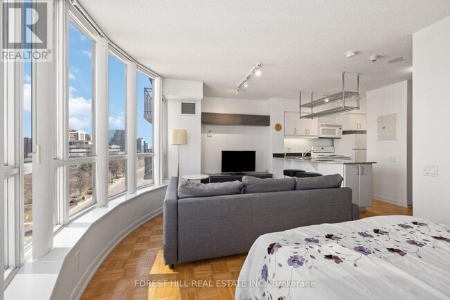 property at 33 Sheppard Ave E