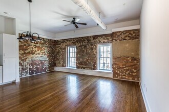 The Camellia in Montgomery, AL - Building Photo - Interior Photo