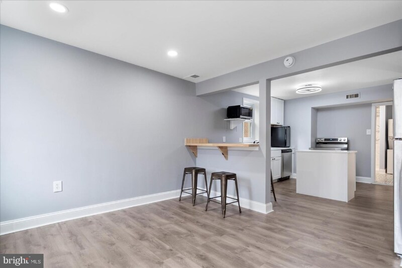 1703 E Lombard St, Unit 2 FL in Baltimore, MD - Building Photo
