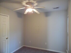 415 Marquis Ave in Lexington, KY - Building Photo - Building Photo