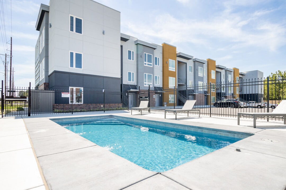 Seventeenth Apartments in Wichita, KS - Foto de edificio
